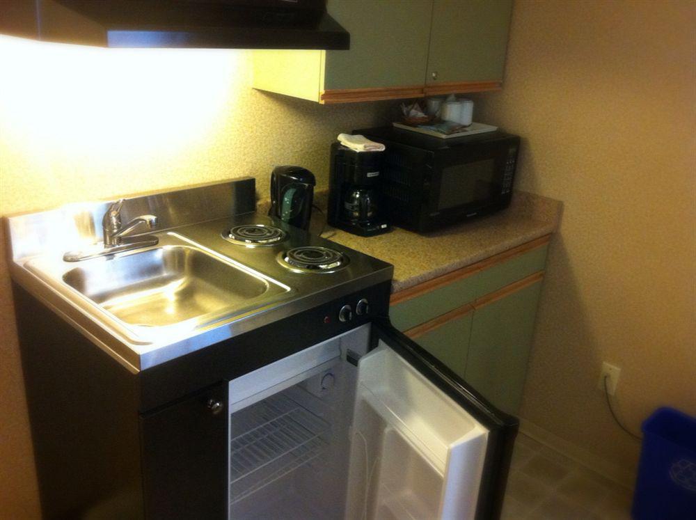 Accent Inns Kamloops Ngoại thất bức ảnh